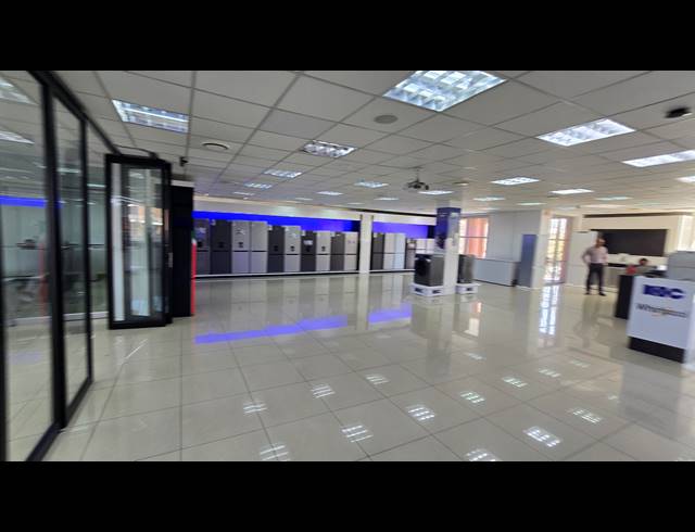 1,990M² OFFICE FOR SALE IN BEDFORDVIEW